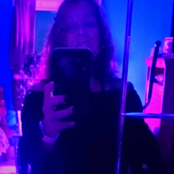 Meet your Posher, Pat - Picture 1 of 1